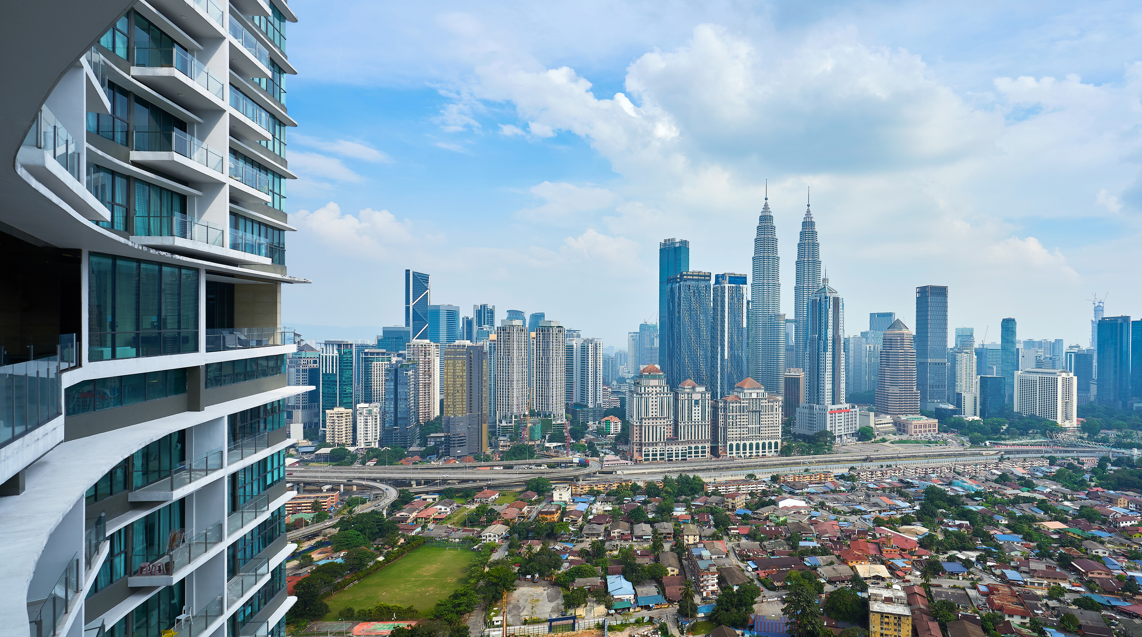Mau Beli Hunian Di Luar Negeri Untuk Investasi Ini 5 Tips Aman Nya Rumah123 Com