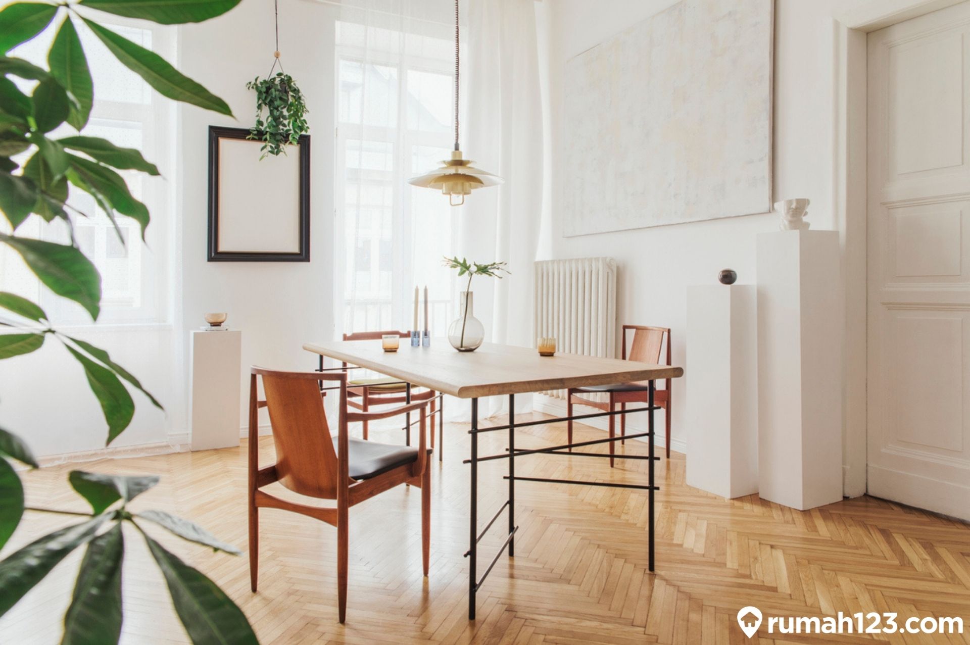 14 Desain Meja Makan Minimalis Yang Cocok Di Rumah Kecil Rumah123com