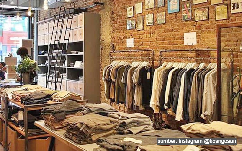 7 Inspirasi Desain Toko Baju Rumahan Terbaik. Bikin Calon Konsumen Auto Melirik!